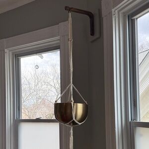 Macrame Plant/ Pot Hanger